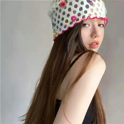 2023最火的头像女性感(精选12张)