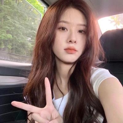 2023最火的头像女性感(精选12张)