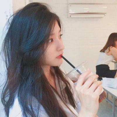 2023最火的头像女霸气(精选10张)