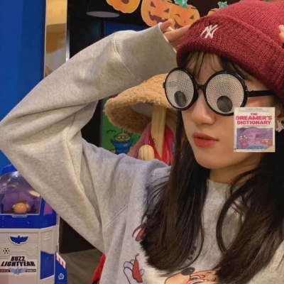 2023最火的头像女霸气(精选10张)