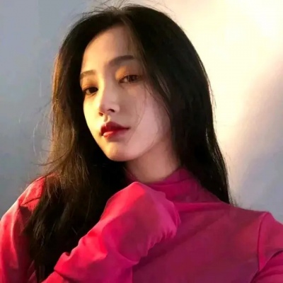 2023年最火女生头像图片高清(精选12张)