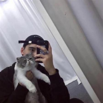 好的头像男生中年人(精选14张)