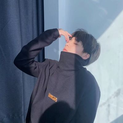 适合大学男生的头像(精选15张)