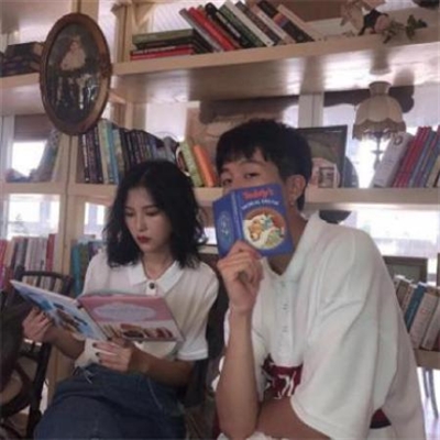 最火学生情侣头像(精选14张)