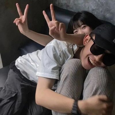 最火学生情侣头像(精选14张)