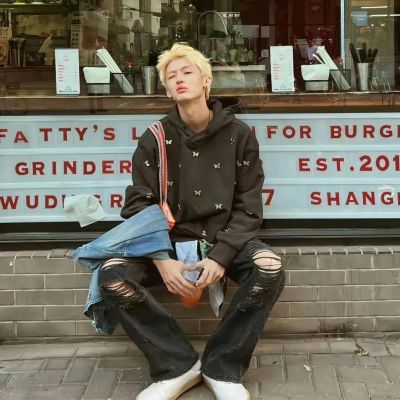 最火学生情侣头像(精选14张)