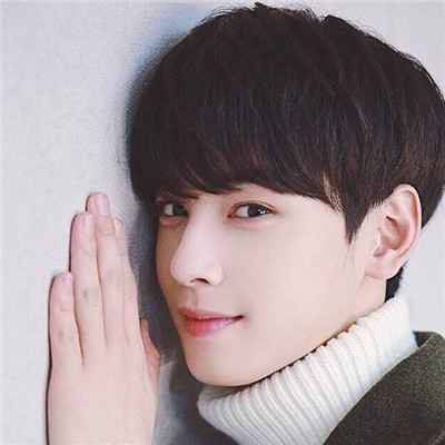 2023最火男生可爱头像(精选15张)