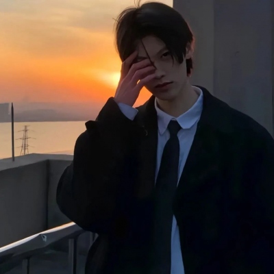 最适合男人的微信头像(精选21张)