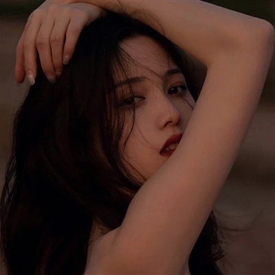 值得一辈子不换的头像女(精选36张)