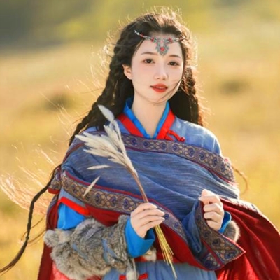 值得一辈子不换的头像女(精选36张)