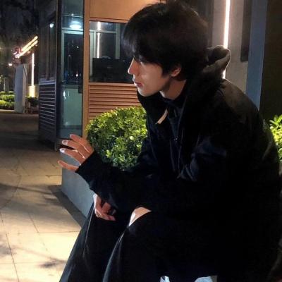 2023最红头像男生好看(39张)