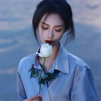 最流行的微信头像2023(32张)