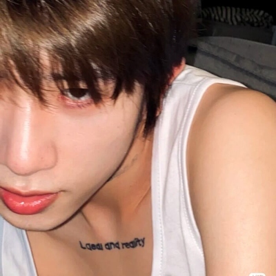 2023最潮最火微信头像男(53张)