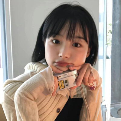 微信头像图片女2023最火爆(精选48张)