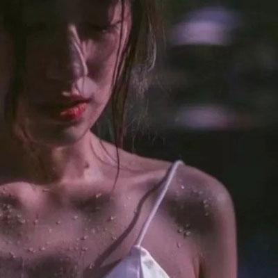 让人心碎到哭的头像女(精选40张)