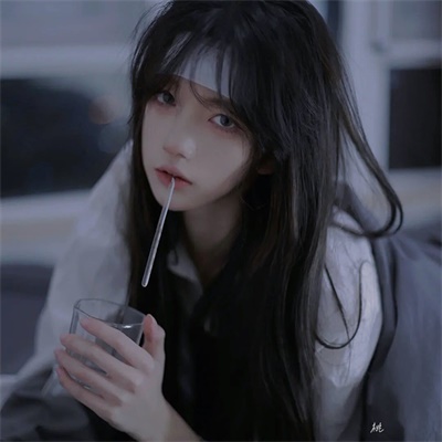 让人心碎到哭的头像女(精选40张)