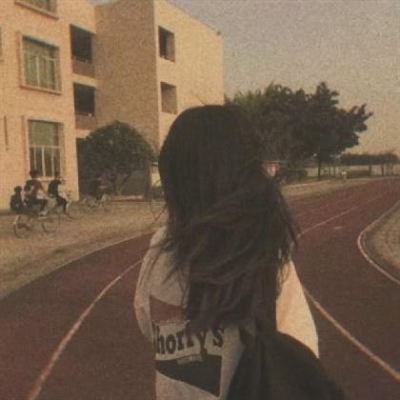 满眼都是遗憾的头像女(34张)