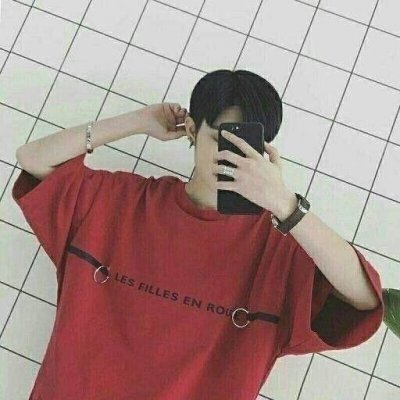 喜庆的帅哥头像(24张)