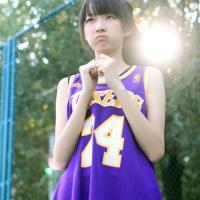 打篮球的人专用头像女生(精选15张)