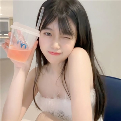 简约性冷淡小众女头像(24张)