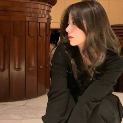 意境有档次的微信头像女(精选24张)