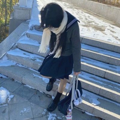 意境有档次的微信头像女(精选24张)