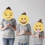 2023年最火微信头像母女三人