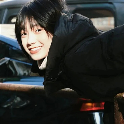 2023年最网红头像女超甜(精选24张)