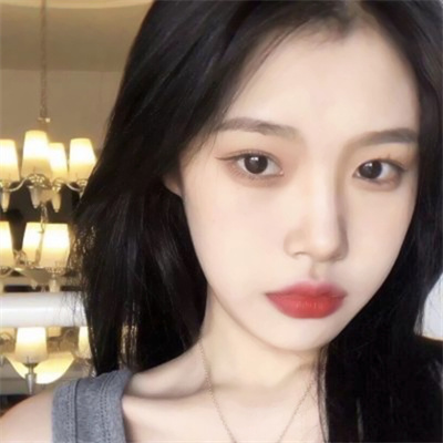 2023年最网红头像女超甜(精选24张)