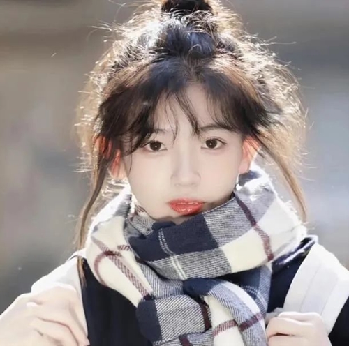 图片壁纸2023最火女生头像