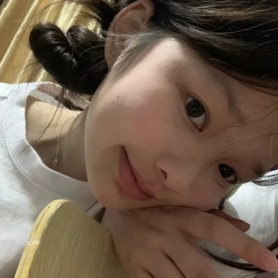 2023最火微信头像真人女(精选28张)