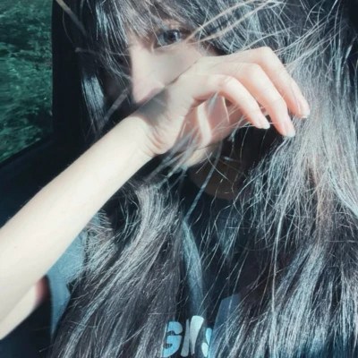 2023最火微信头像真人女(精选28张)