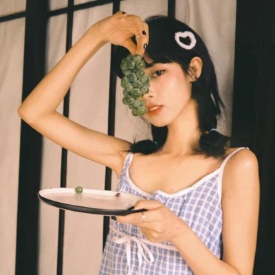 2023最火微信头像真人女(精选28张)