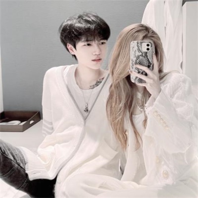 头像2023最火情侣好看(精选62张)