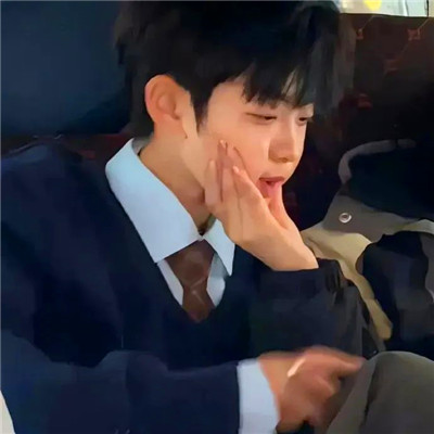 头像2023最火情侣好看(精选62张)