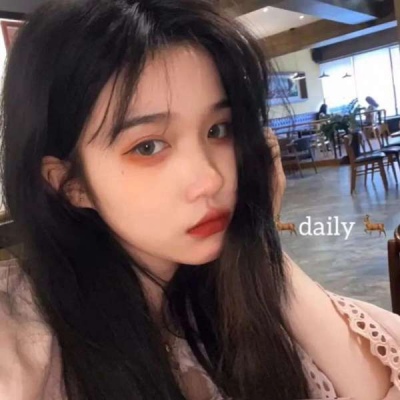 头像2023最火高冷女(精选24张)