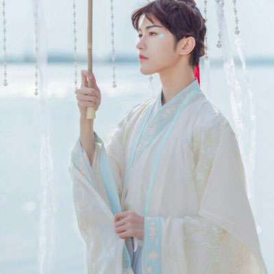 2023最火男生古装头像(精选24张)