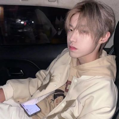 2023年最霸气的头像男(精选32张)