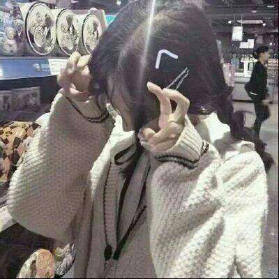 可爱背影女生头像 超级好看的背影头像女可爱