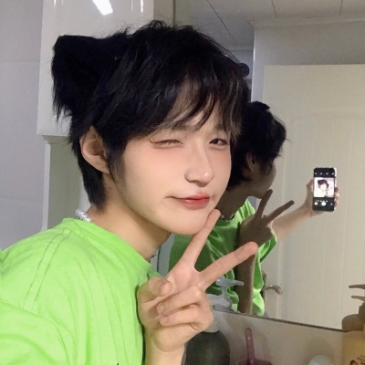 露脸头像男干净(精选29张)