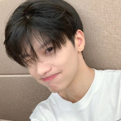 露脸头像男干净(精选29张)