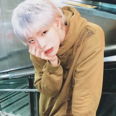 露脸头像男干净(精选29张)