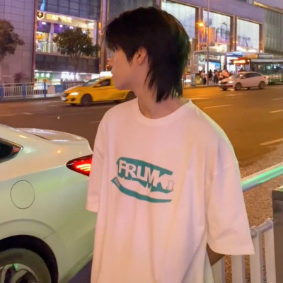 露脸头像男干净(精选29张)