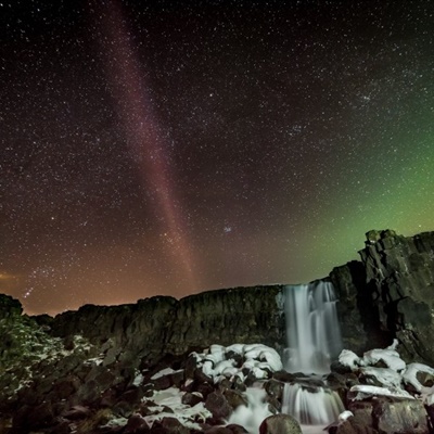 夜晚星空图片头像 适合做微信头像的星空图片