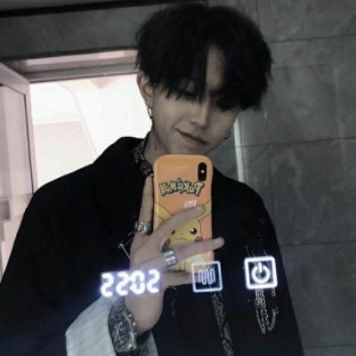 2023最火男生头像霸气 全网最火头像霸气