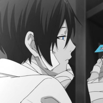 二次元头像男高冷帅气黑暗系