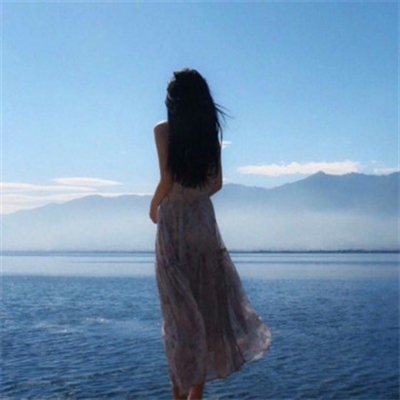 文艺清新气质女生头像背影(14张)