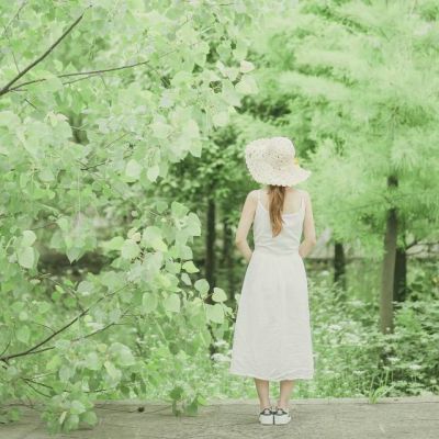 文艺清新气质女生头像背影(14张)