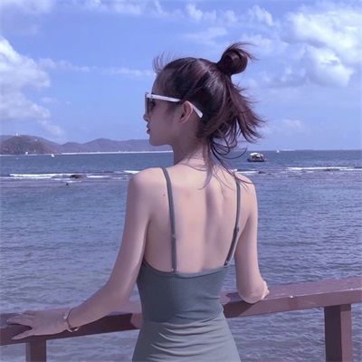 特别有气质的女生背影头像(16张)