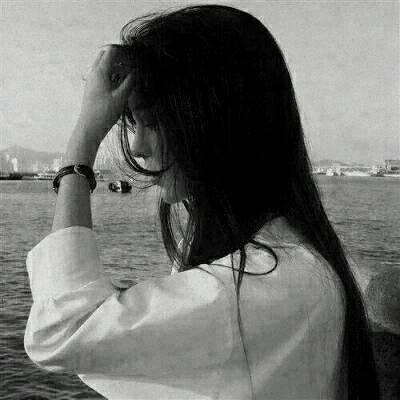 侧面头像女生唯美漂亮(24张)